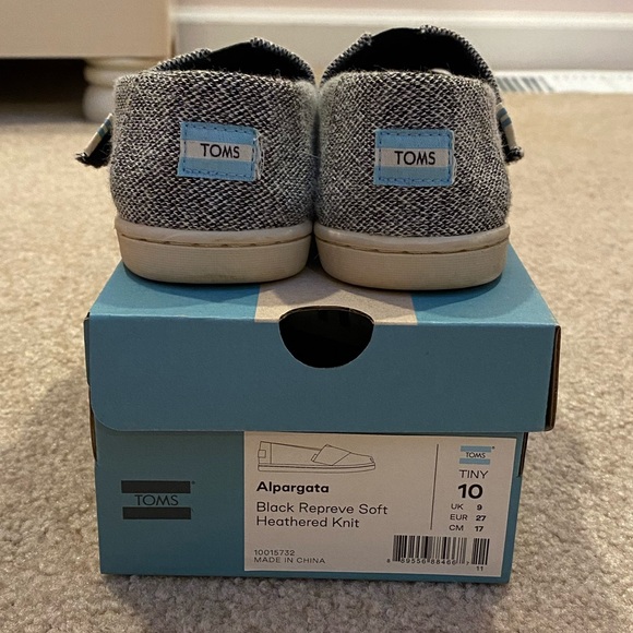 EUC black heathered Toms - Picture 2 of 2